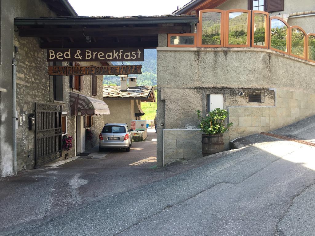B&B La Vieille Meison De Pappa Сарр Экстерьер фото